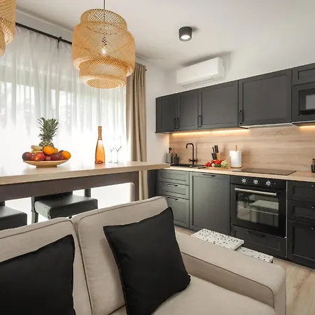 בית נופש Deluxe Perla