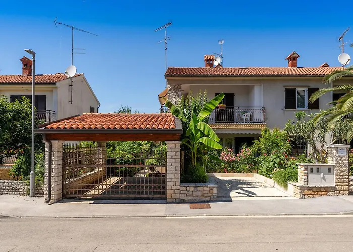 펜션 Deluxe Perla *